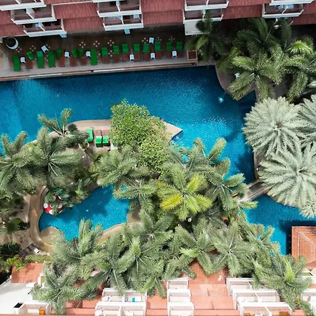 Baumanburi Hotel Patong-3
