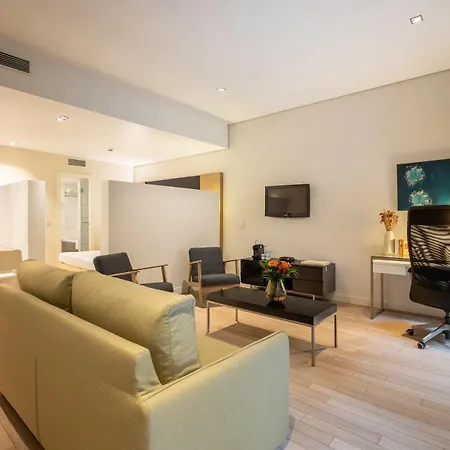 B-Aparthotel Grand Place-3