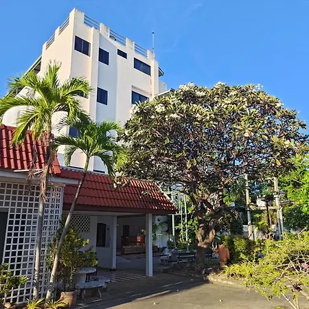 Puangpen Villa Hotel-3