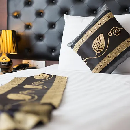 Hemingways Silk Hotel-2