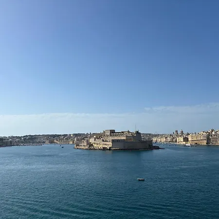 Grand Harbour Hotel-2