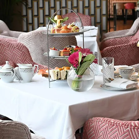 The Kingsley Hotel-3