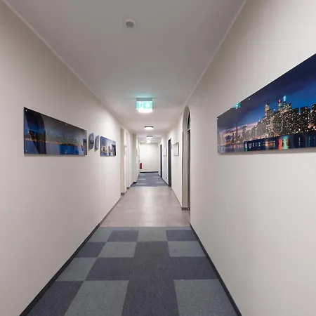 Smart Stay Hotel Station-2