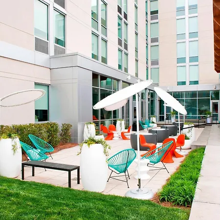 Aloft Charlotte Ballantyne-2