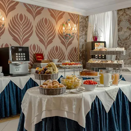 Hotel Montecarlo-2