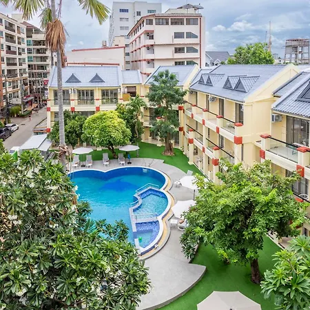Mermaid Beach Resort - 100M To Beach, Saltwater Pool & Beergarden-2