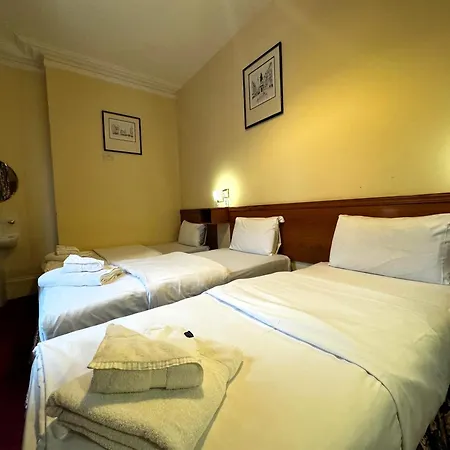 Bridge Park Hotel-3