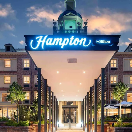 Hampton By Hilton Sandton Grayston-2