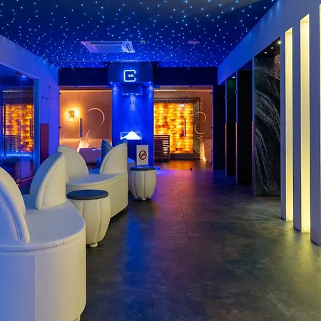 The Moon Boutique Hotel & Spa-3