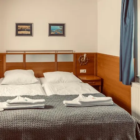 Hiddenseer Hotel-3