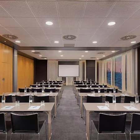Four Points By Sheraton Barcelona Diagonal-3