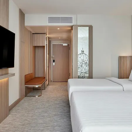 Courtyard By Marriott Berlin City Center-3