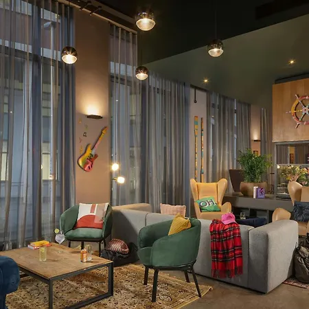 Moxy Glasgow Merchant City-2