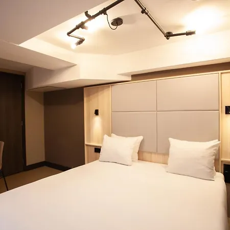 The Alfred Hotel-2