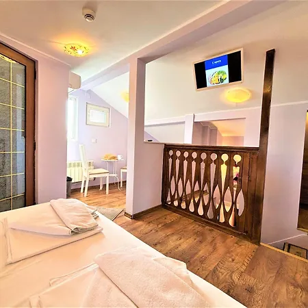 L'Opera Guest House-3
