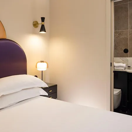 Hotel Mondial-3