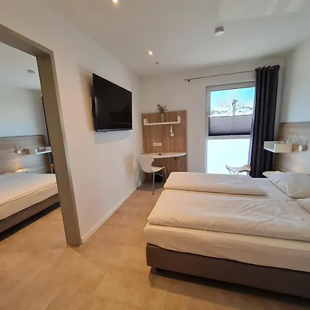 NOVALIS Hotel by AURUM Dresden-3