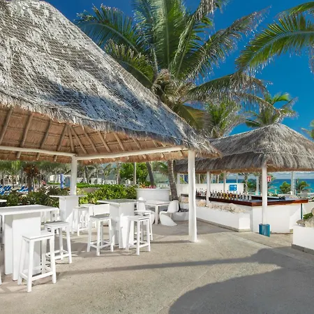 The Grand Oasis Cancun-3