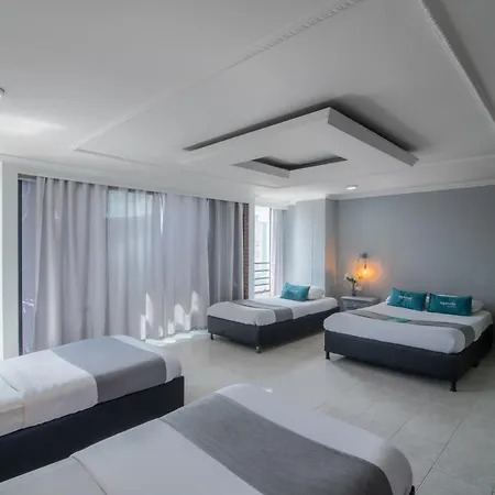 Hotel Elegant Suite-2