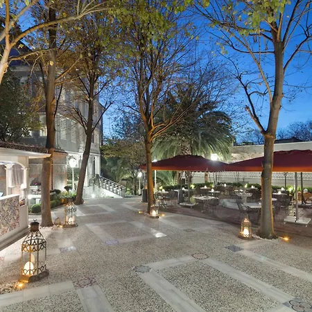 Hagia Sofia Mansions Istanbul, Curio Collection By Hilton-3