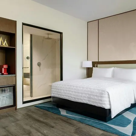 Le Meridien Hong Kong, Cyberport-3