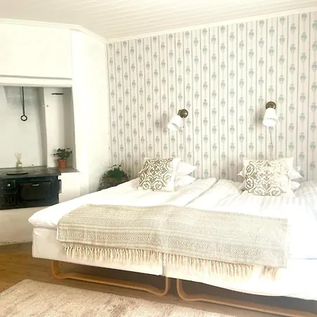 Lövstabruks Värdshus och Brukshotellet Änkehuset-2
