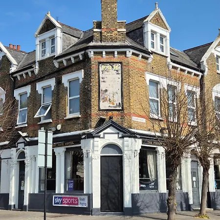 Forest Gate Hotel - Free Parking Limited Spaces-2