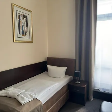 Upper Room Hotel Kurfürstendamm-2
