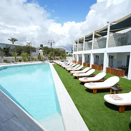 Blue Harbour Boutique-3