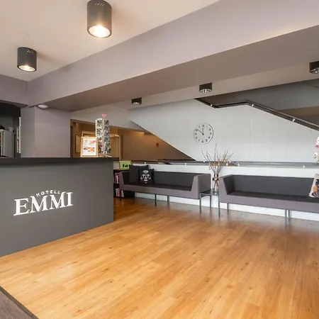 Hotel Emmi-3