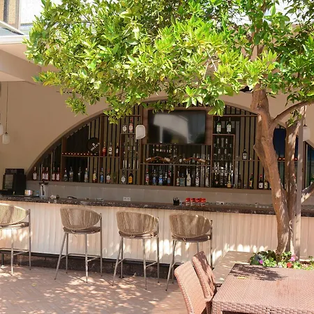 Almera Park Apart Hotel-2