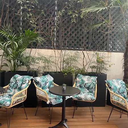Hotel Apolonia Paris Montmartre; Sure Hotel Collection By Best Western-2