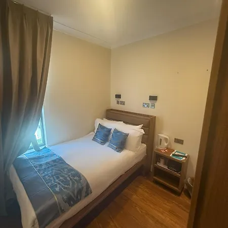 Olympia Inn Hotel-2