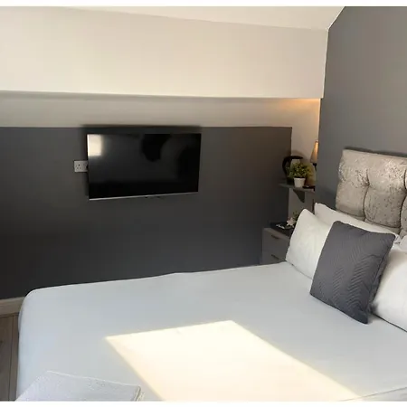 Hotel Anfield-3