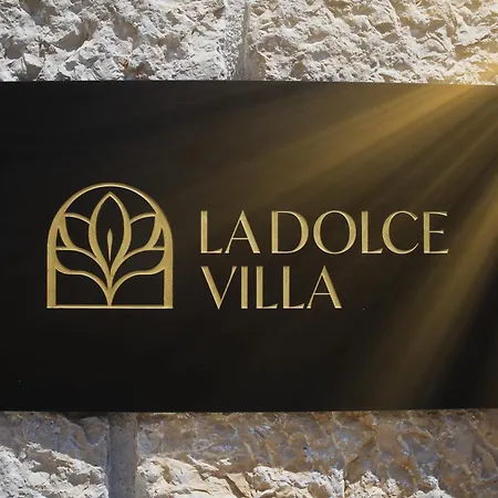 La Dolce Villa-3