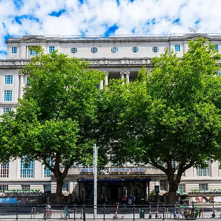 Adelphi Hotel-2