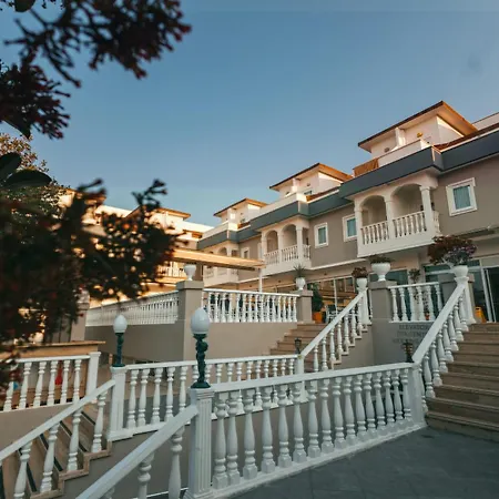 Viking Garden Hotel-3