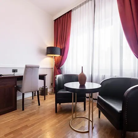 Hotel Majestic-2
