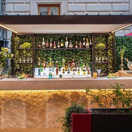 Rose Garden Palace Roma By Omnia Hotels-3