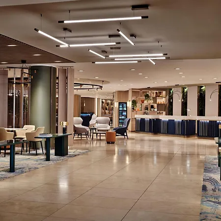 Crowne Plaza Bratislava By Ihg-3