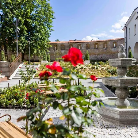Domus Maria-3