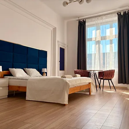 Roller Aparthotel-2