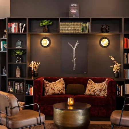 Home Hotel 1624-3