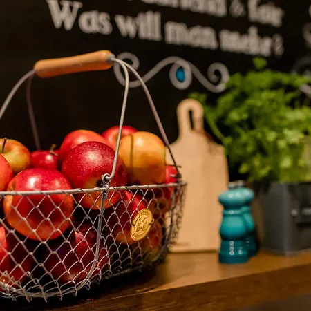 Motel One Hamburg-Altona-3