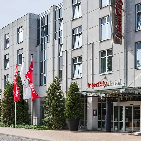 Intercityhotel Rostock-2
