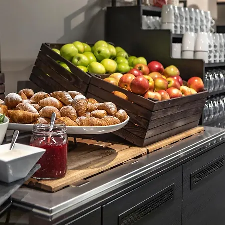Quality Airport Hotel Gardermoen-3