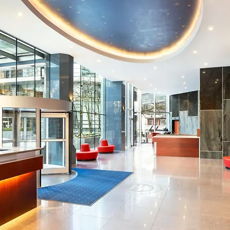 Sheraton Vancouver Wall Centre-2