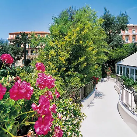 Grand Hotel Excelsior Vittoria-3