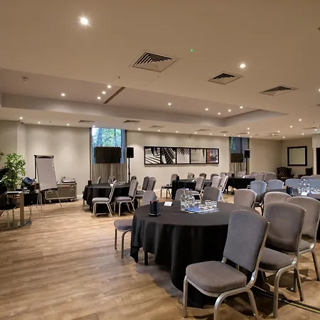 Hilton London Kensington Hotel-2