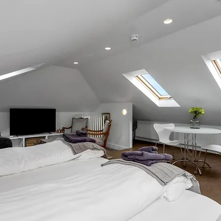 Freyja Guesthouse & Suites-3
